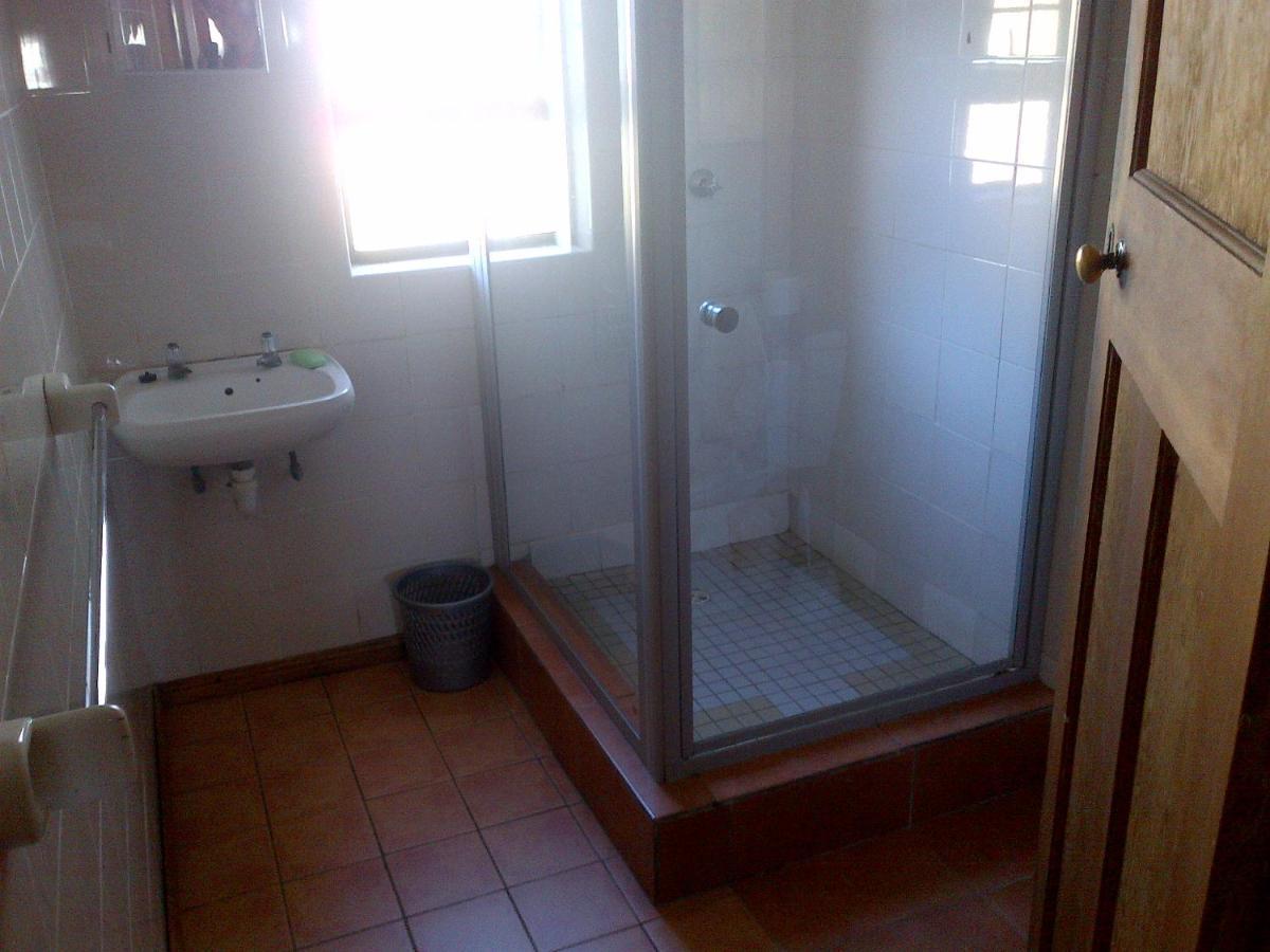 Gansbaai Lodge & Backpackers 외부 사진